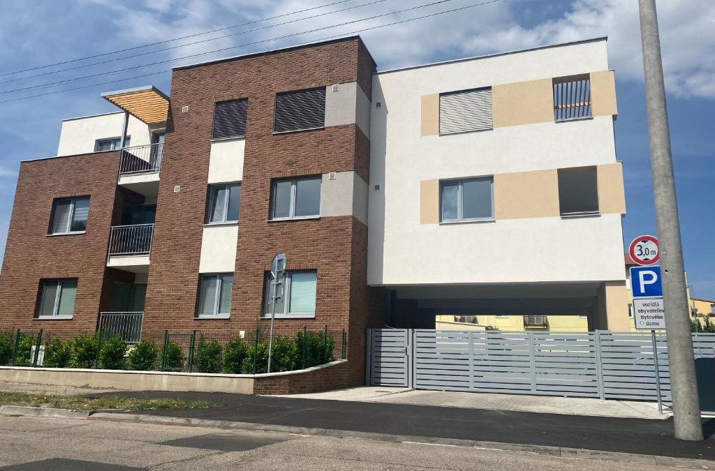 Dunajska Streda Apartment | Maja apartman