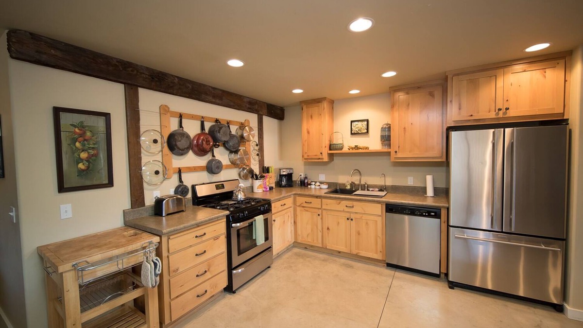 Lake Nacimiento House | Majestic 3 Bed, 2 story loft/majestic farm in Paso Robles