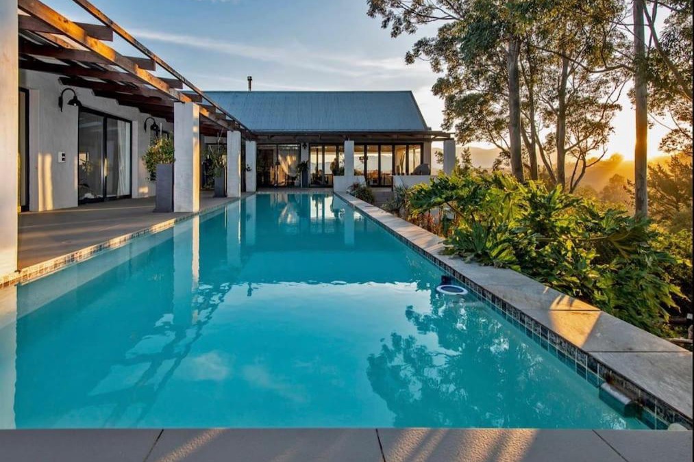 Grabouw House | Majestic Elgin Farm House