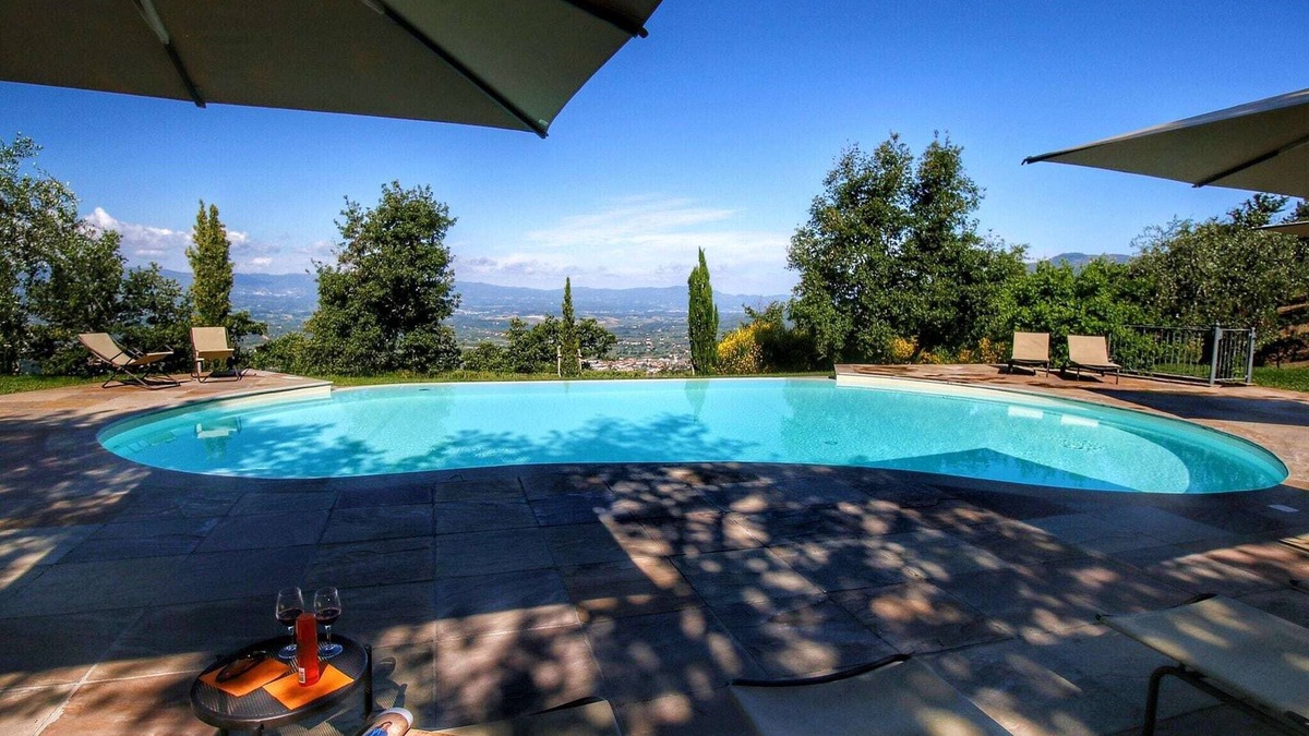 Loro Ciuffenna Other | Majestic Farmhouse with Pool