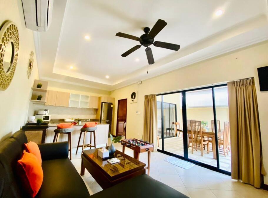 Pratumnak Hill Villa | Majestic Residence poolvillas 2 Bedrooms & cozy beach