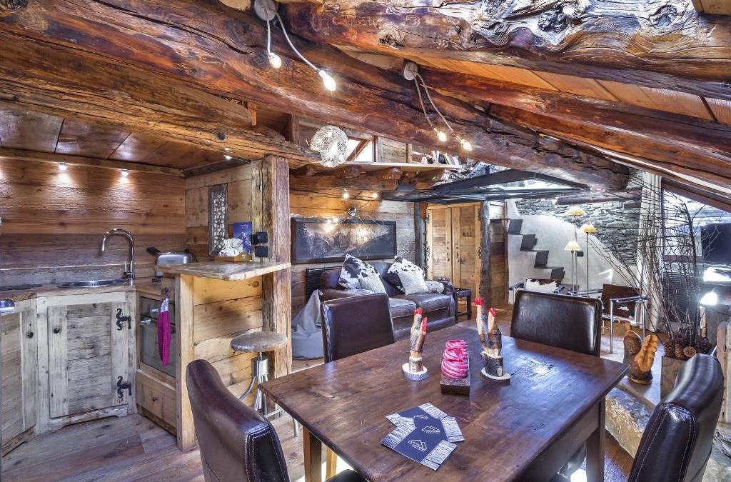 Dolonne Apartment | Majon Samuel