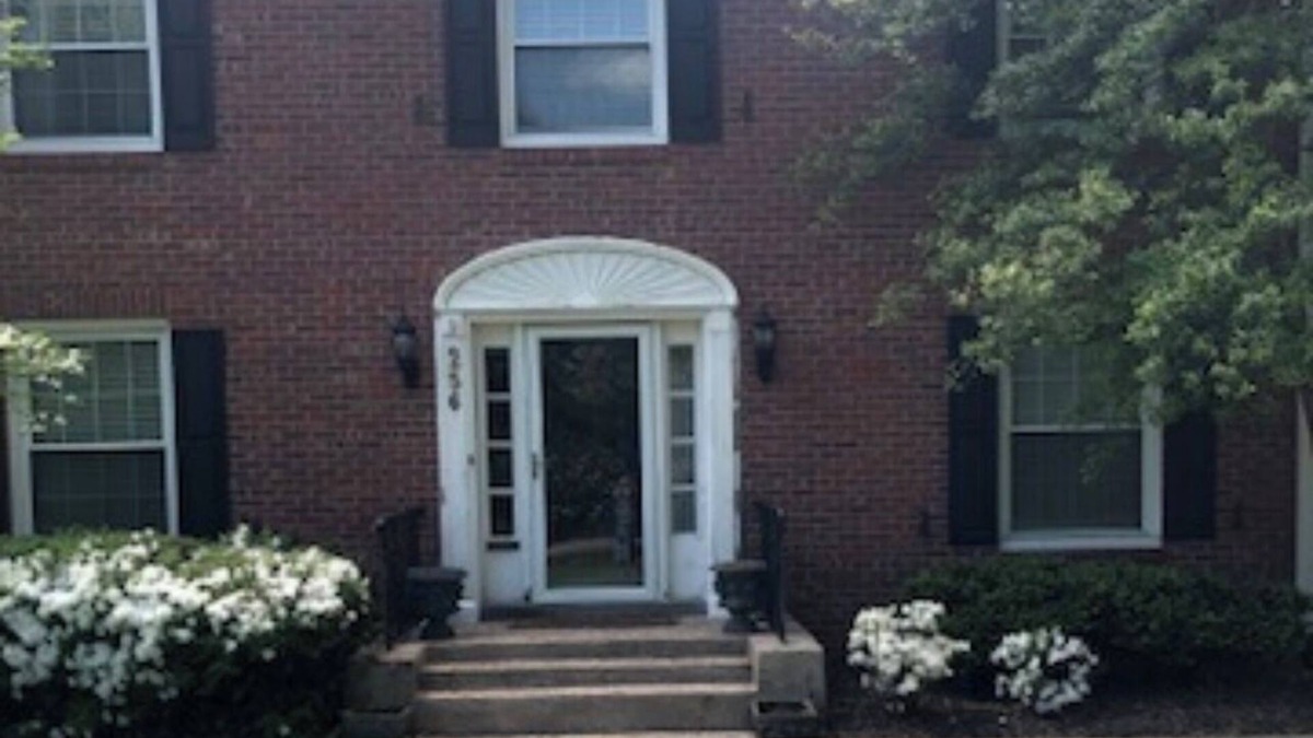 Druid Hills House | Make Derby Memories in this Charming 4-bedroom house located in St. Matthews!