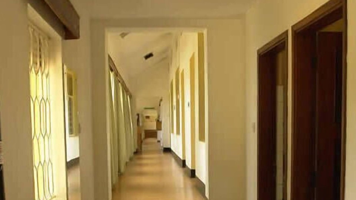 Kampala House | Makerere University Guest House