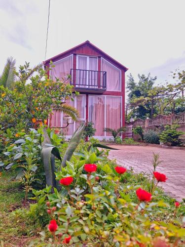 Kobuleti Apartment | Makho's Cottage