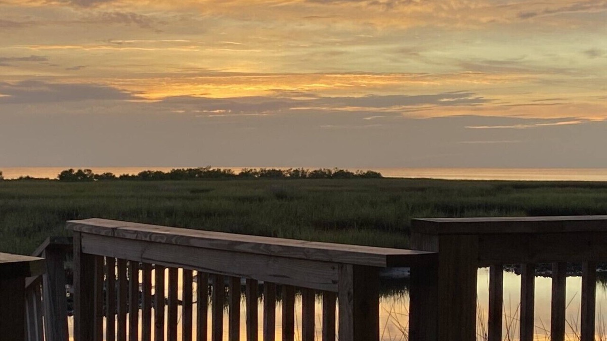 Keaton Beach House | Makin' Memories | Fish, Scallop & Watch the Sunset on Gulf of Mexico