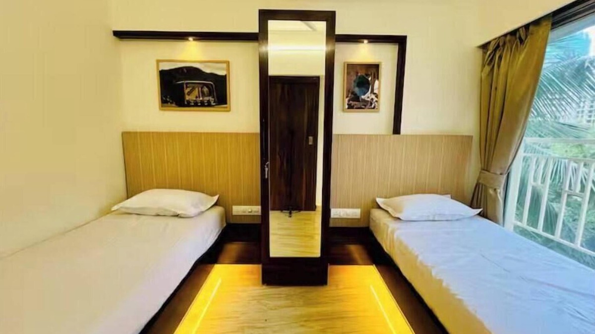 Kandivali East Apartment | Malad West Cozy 1BHK – Ideal for 2-4 Guests