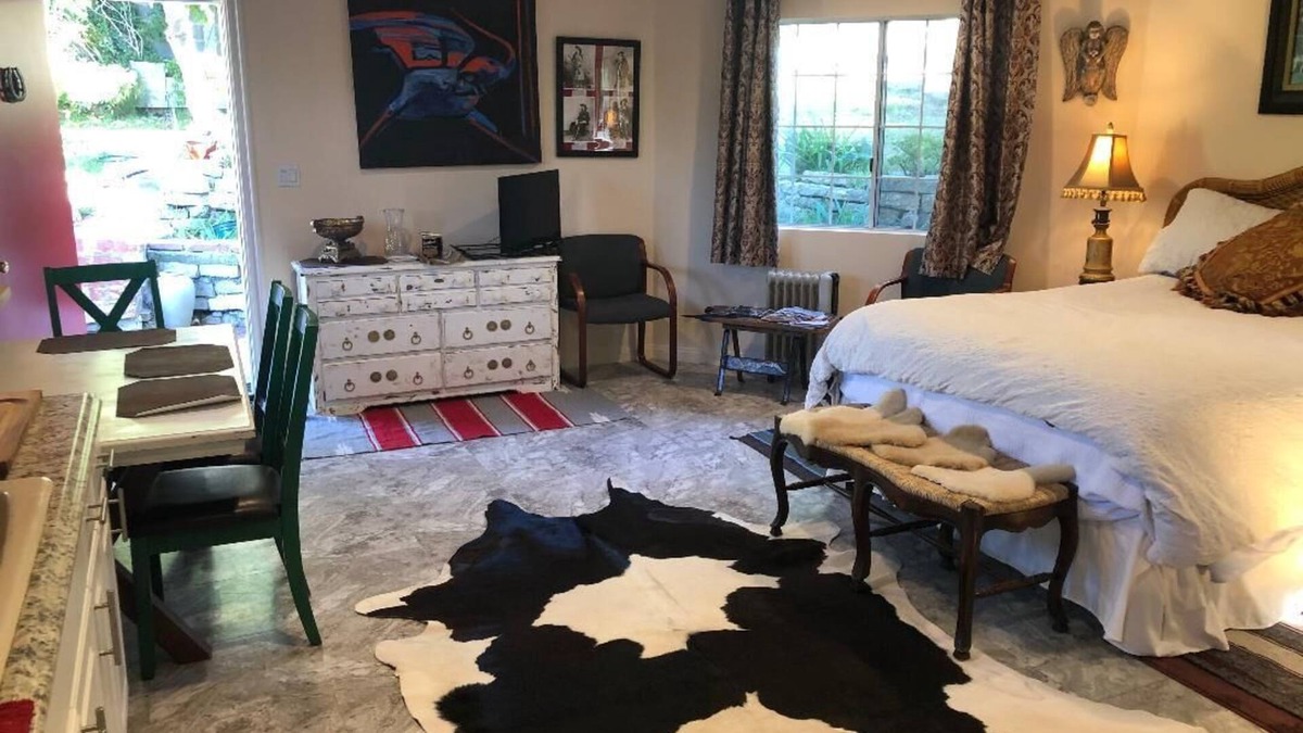Malibu House | Malibu Mountain Retreat - Bring Your own Horses!