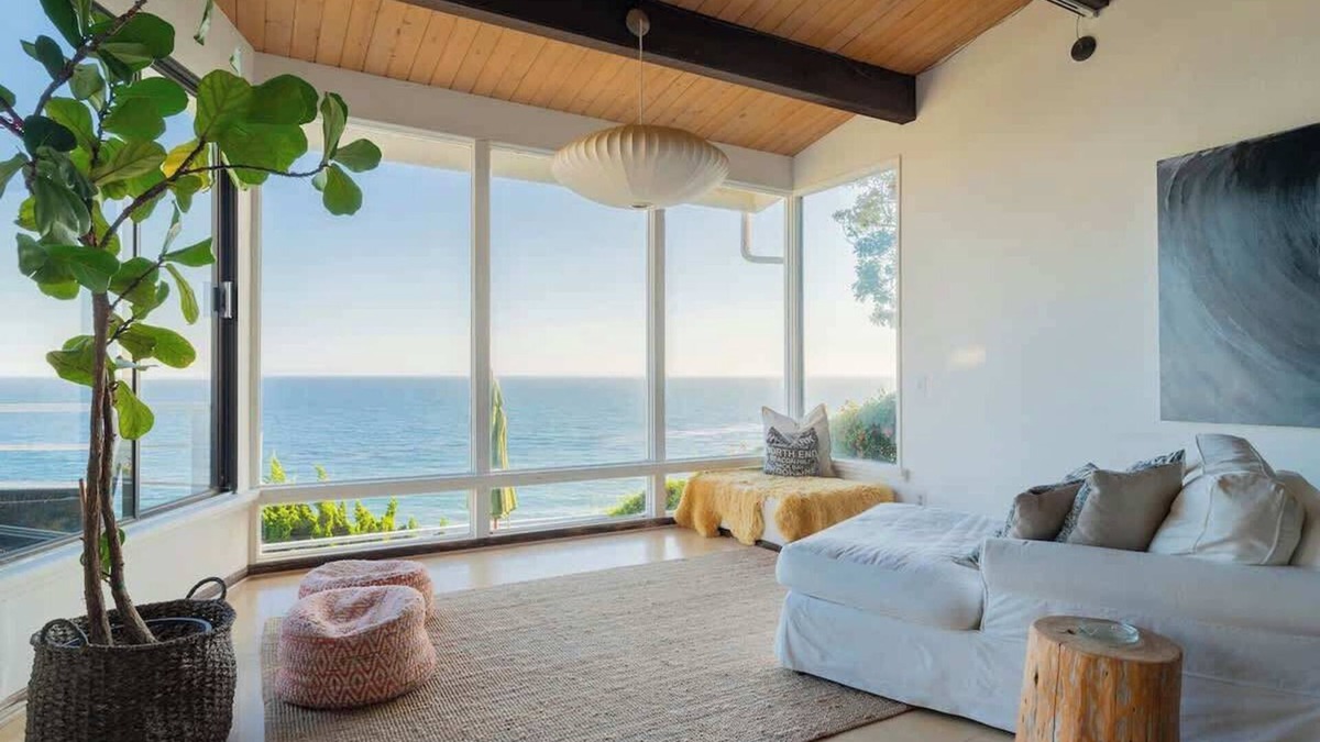 Western Malibu House | Malibu Villa with Beach Access and Ocean View