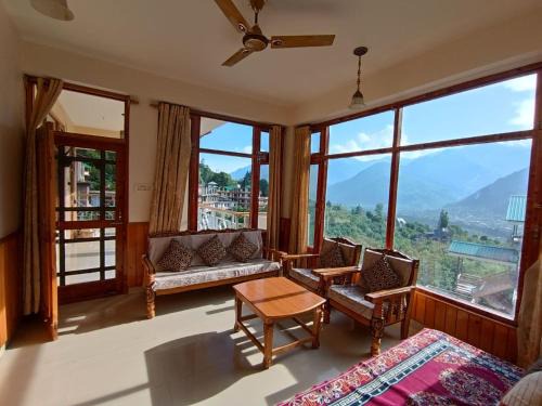 Naggar Bed & Breakfast | Malis Apple Lodge homestay