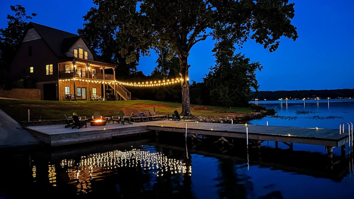 Shelby House | Mallards Nest on Lay Lake: Game Room & Boat Ramp