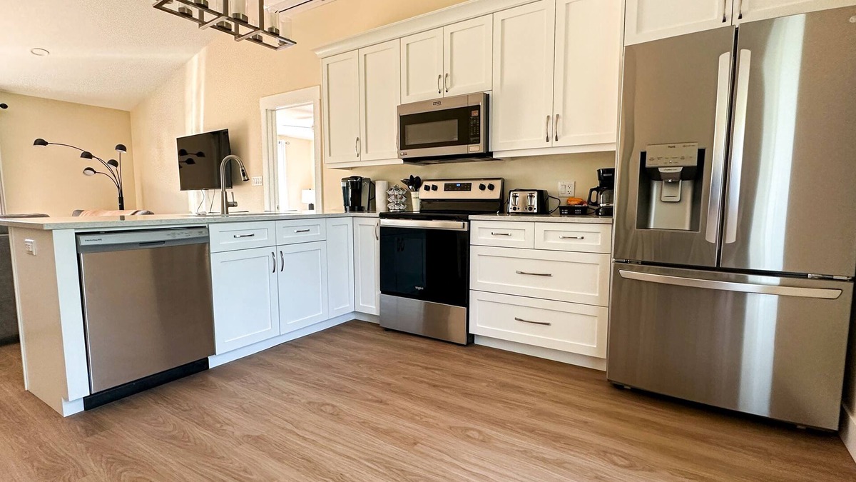 Stanley Bridge Condo | Malpeque Executive Suite - Located minutes from Cavendish