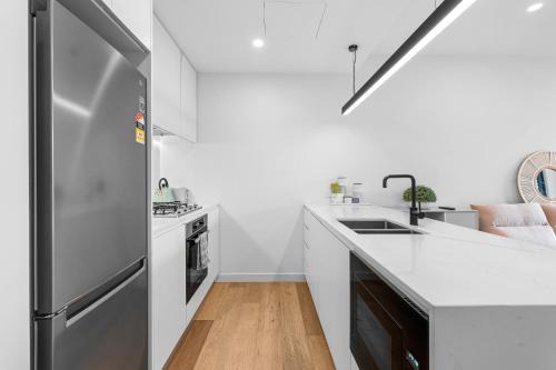 Chadstone Apartment | Malvern East Elegant Cosy Nest