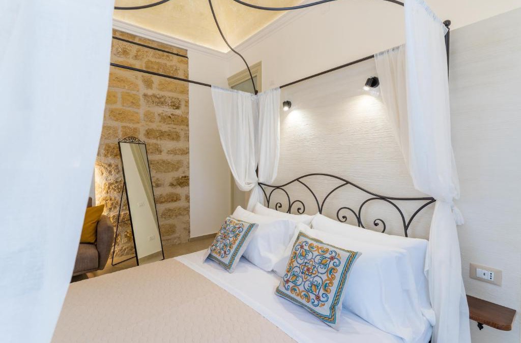 Ruggero Settimo Bed & Breakfast | Mama Tita Rooms and Breakfast