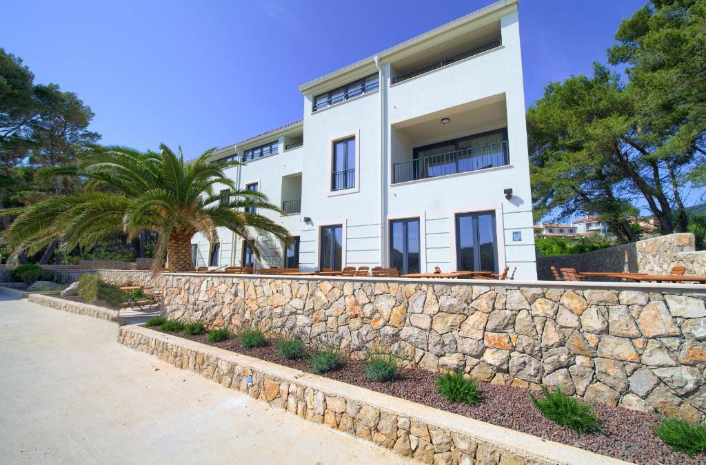 Cres Bed & Breakfast | Mamin san