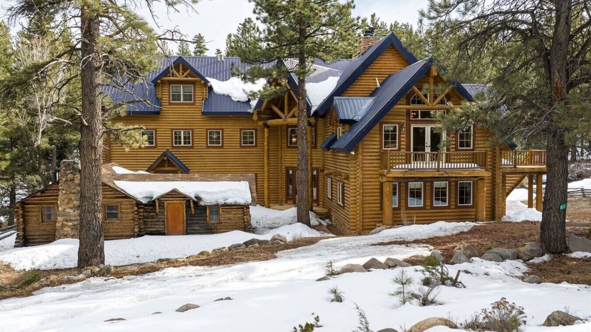 Mammoth Creek Cabin | Mammoth Creek Luxury Retreat near Zion and Bryce C