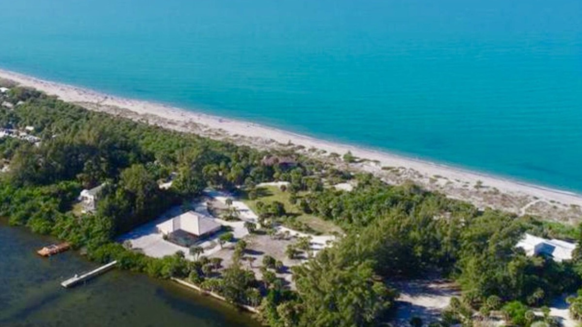 Englewood House | Manasota Key Waterfront - Heated Pool -available for monthly bookings