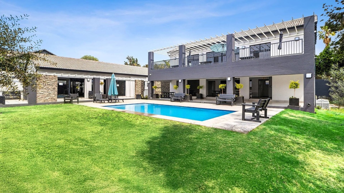 Greater Johannesburg Metropolitan Area Apartment | Mandalay Hideaway - Two Bedroom Apartment, Sleeps 4