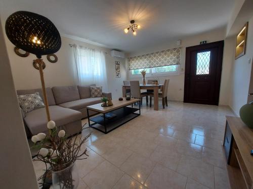 Minia House | Mandola suite