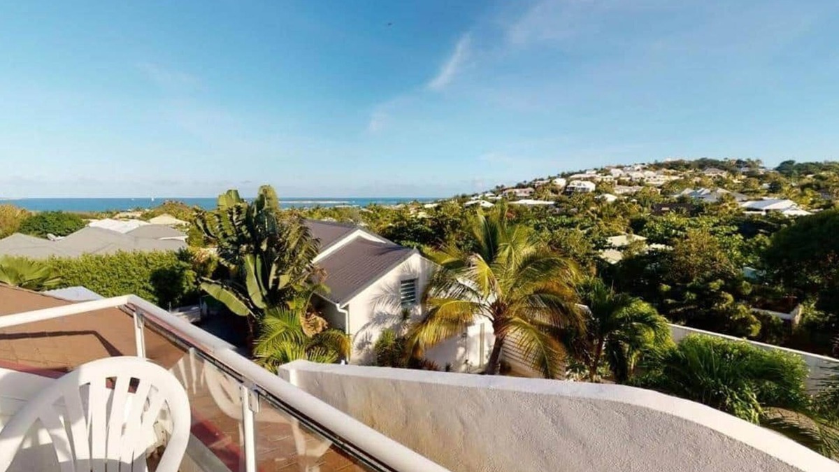 French Cul de Sac Apartment | Mango Loft with jacuzzi and view