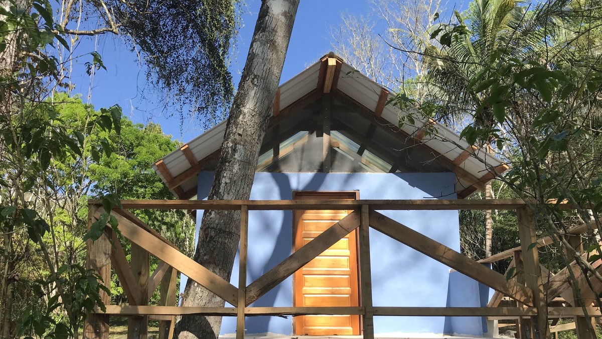 Dickinson Cabin | Mango Walk Inn