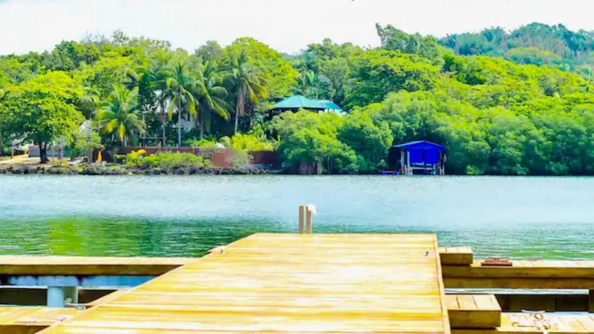 Bouvet Island Condo | Mangrove Dock Paradise w/pool & dock super close to beaches and diving