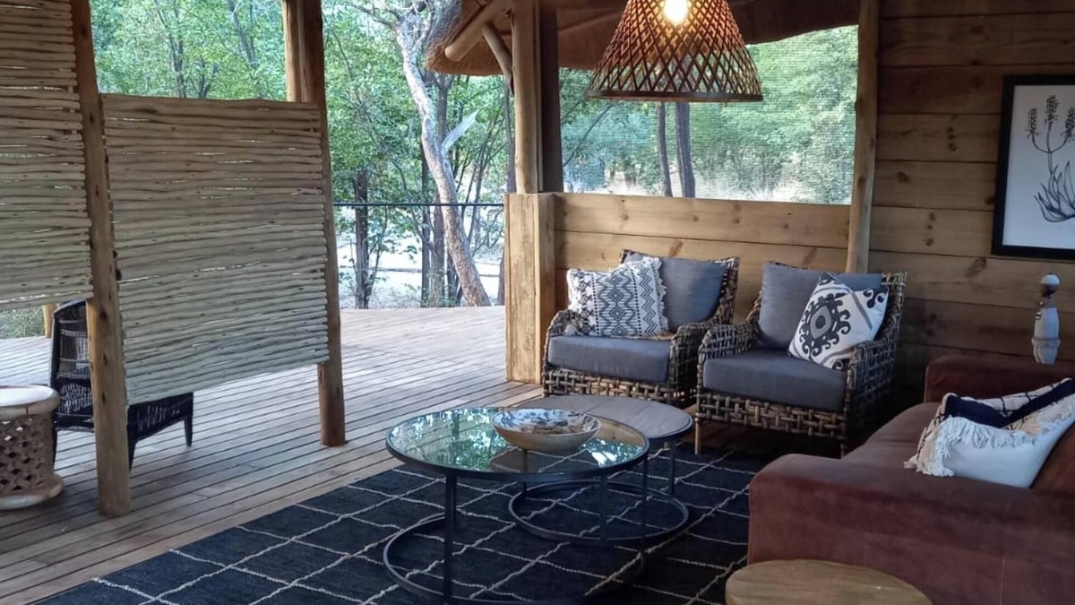 Maun Cabin | Mankwe Camping