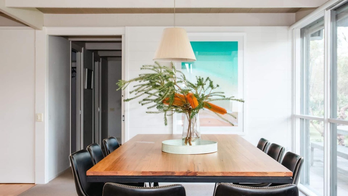 Shoreham House | Manna Gum - A family getaway with a sense of space and privacy with a tranquil garden
