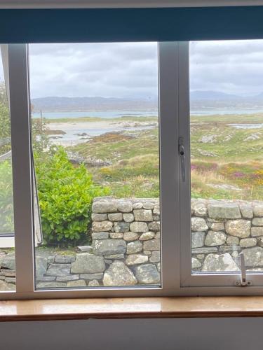 Ballyconneely House | Mannin Beach View House