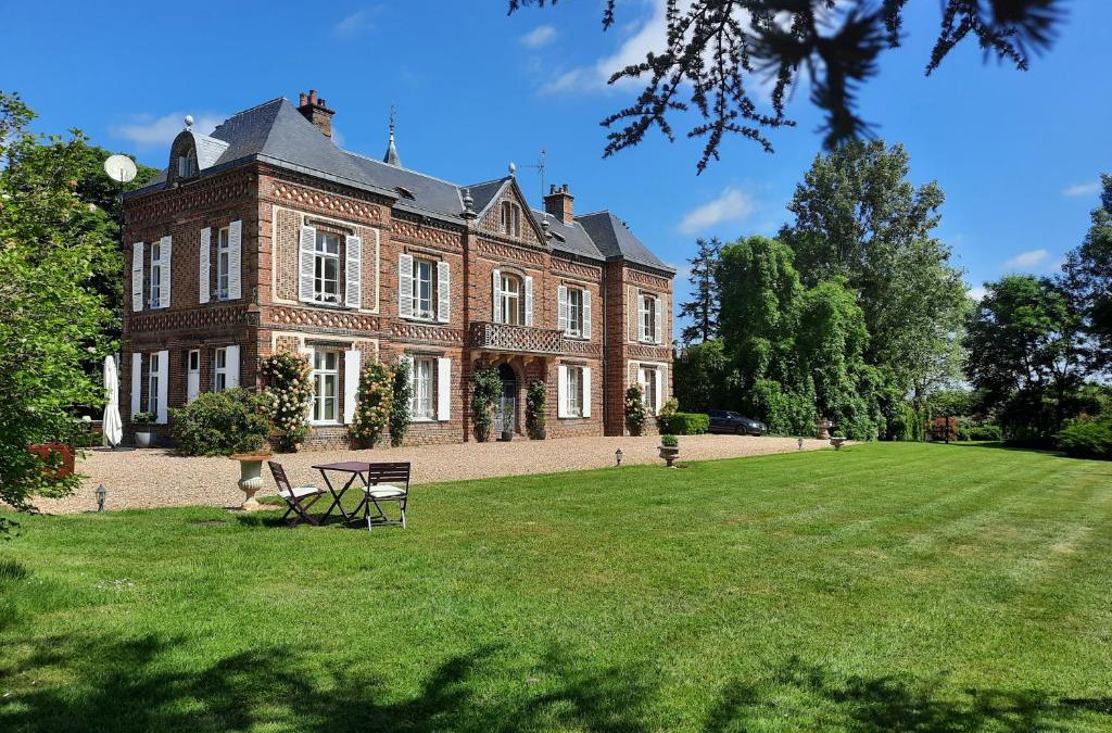 Verneuil-sur-Avre Bed & Breakfast | Manoir des Tuileries du Buisson