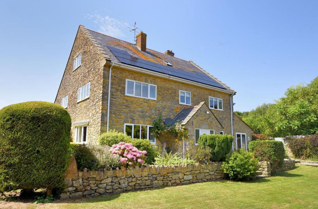 Burton Bradstock House | Manor Lodge
