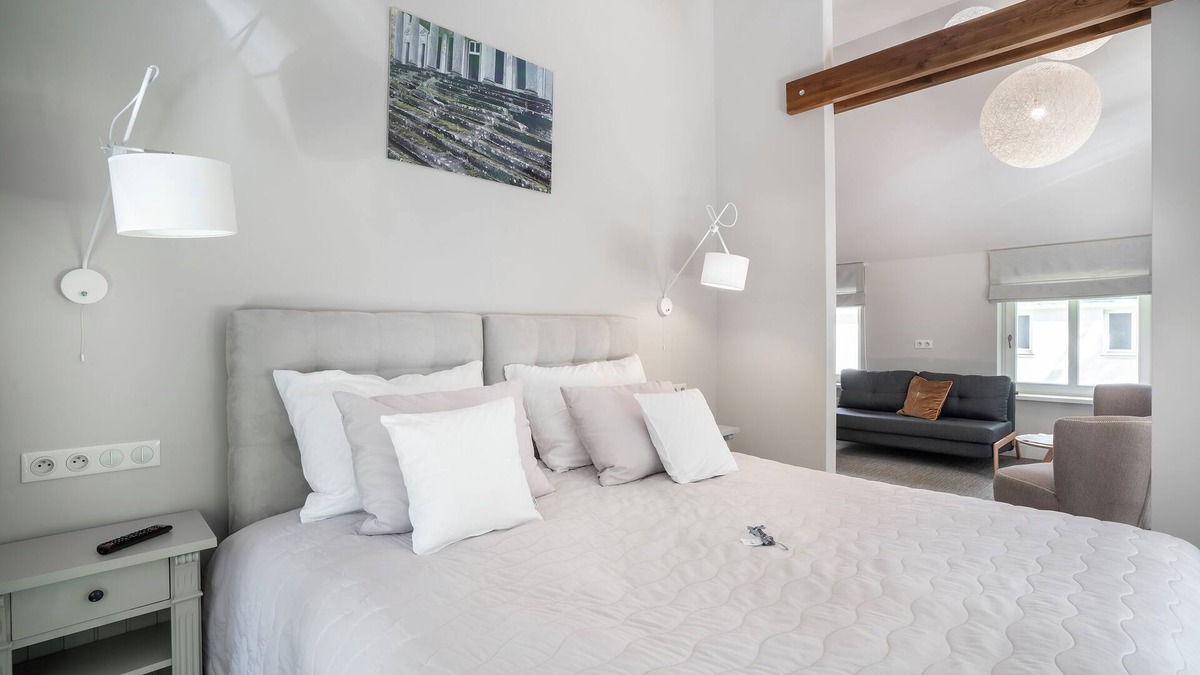 Nowe Warpno Bed & Breakfast | Manowce Palace - Quadruple Room with Garden View (Roo 7)