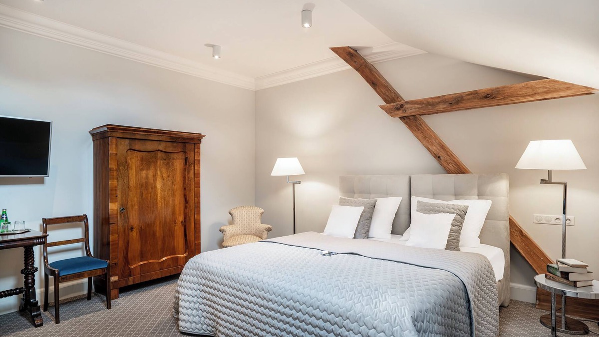 Nowe Warpno Bed & Breakfast | Manowce Palace - Quadruple Room (Room 13)