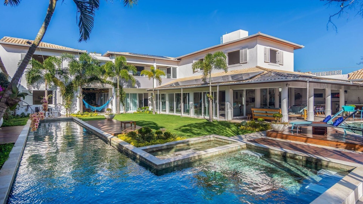 Buzios Villa | Mansão de Cinco Suítes em Geribá