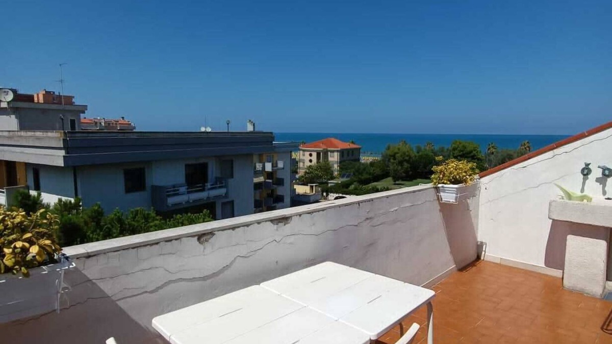 Montesilvano Apartment | Mansarda Vista Mare
