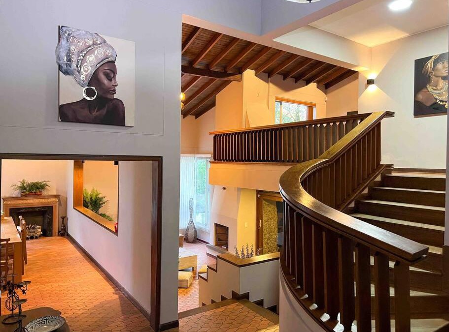 El Tesoro Villa | MANSION BR VILLA Piscina, Jacuzzi, 6 min de Provenza