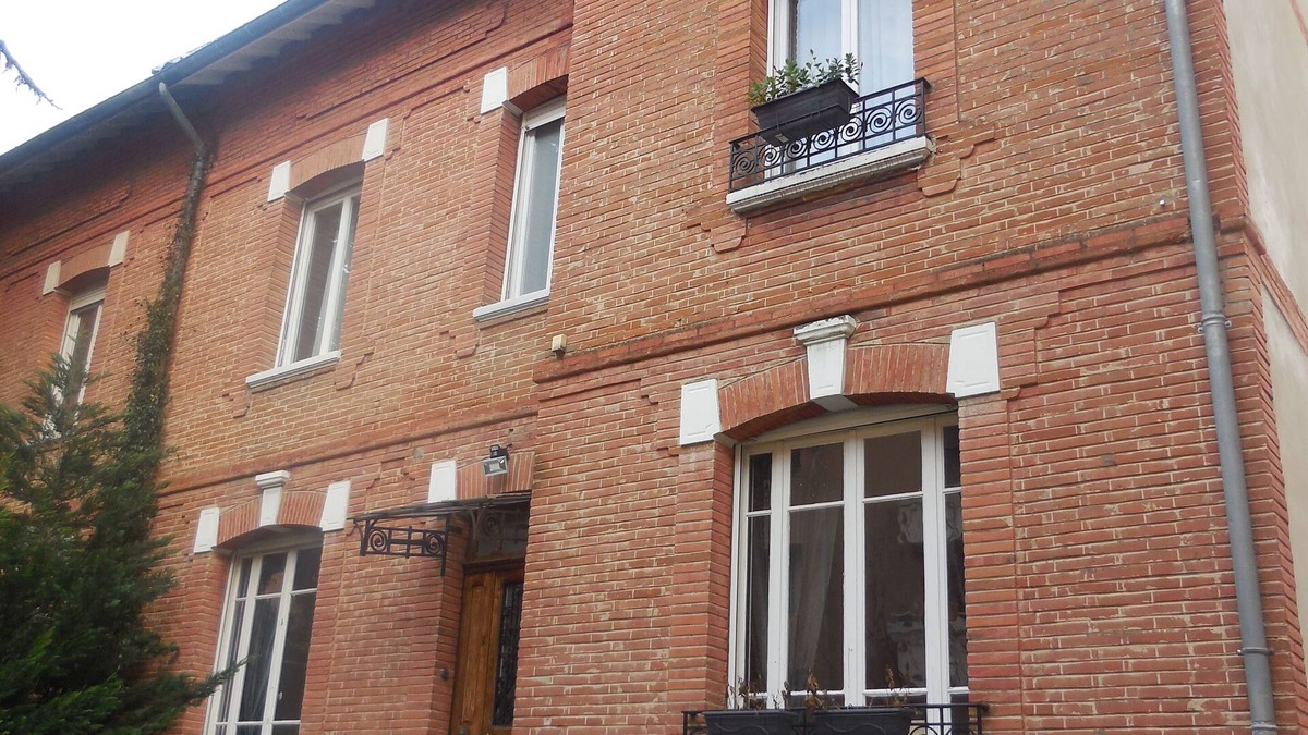 Saint Michel House | Mansion downtown