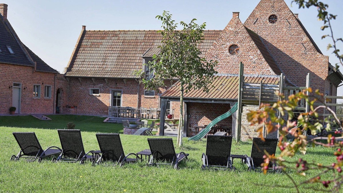Kaaskerke Villa | Mansion in Diksmuide near Beach & Golf