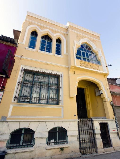 Konak Apartment | Mansion with Lemon Tree