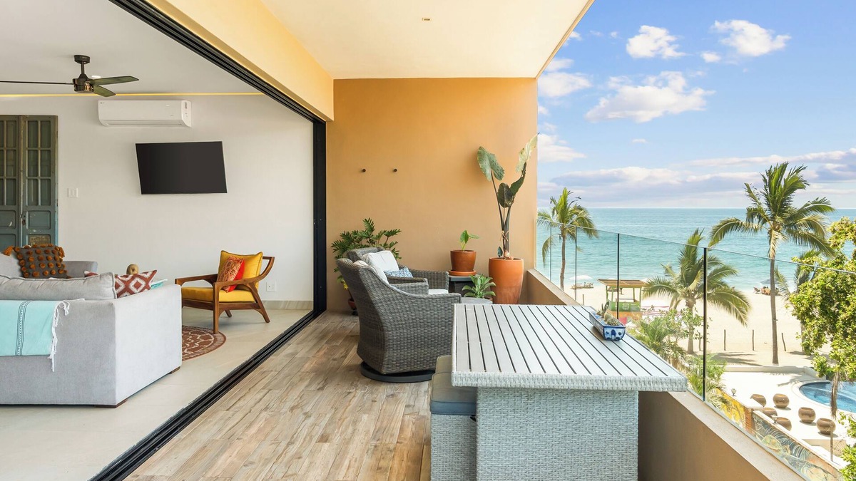 San Francisco Apartment | Manta Morada, San Pancho, Beachfront and Ocean views