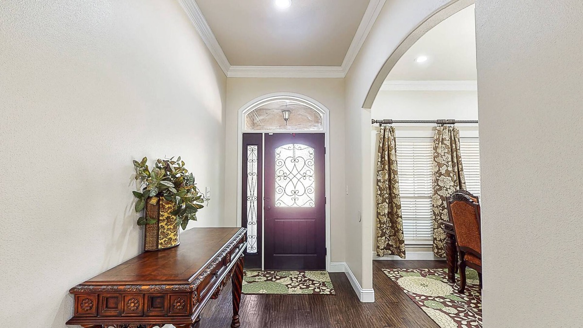 Midland House | Mantle Plaza