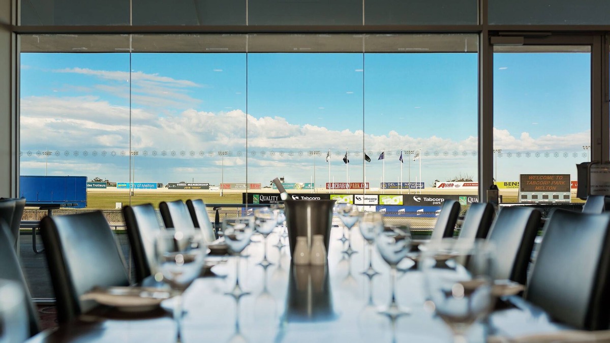 Melton South Hotel | Mantra Melbourne Melton