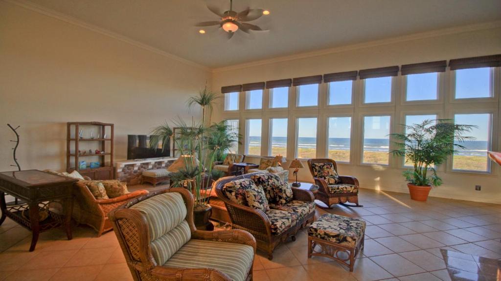 The Shores House | Manu Kai Home Home