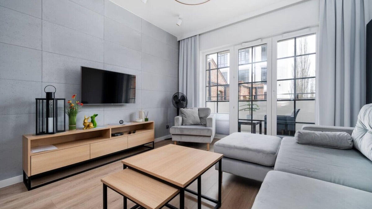 Baluty Apartment | Manufaktura Apt - Parking & Balcony - by Rentujemy