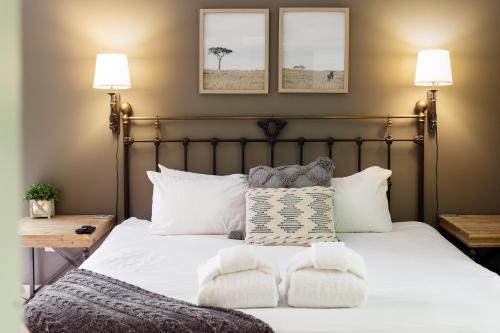 Maple City House | Maple City Farm Pet Friendly