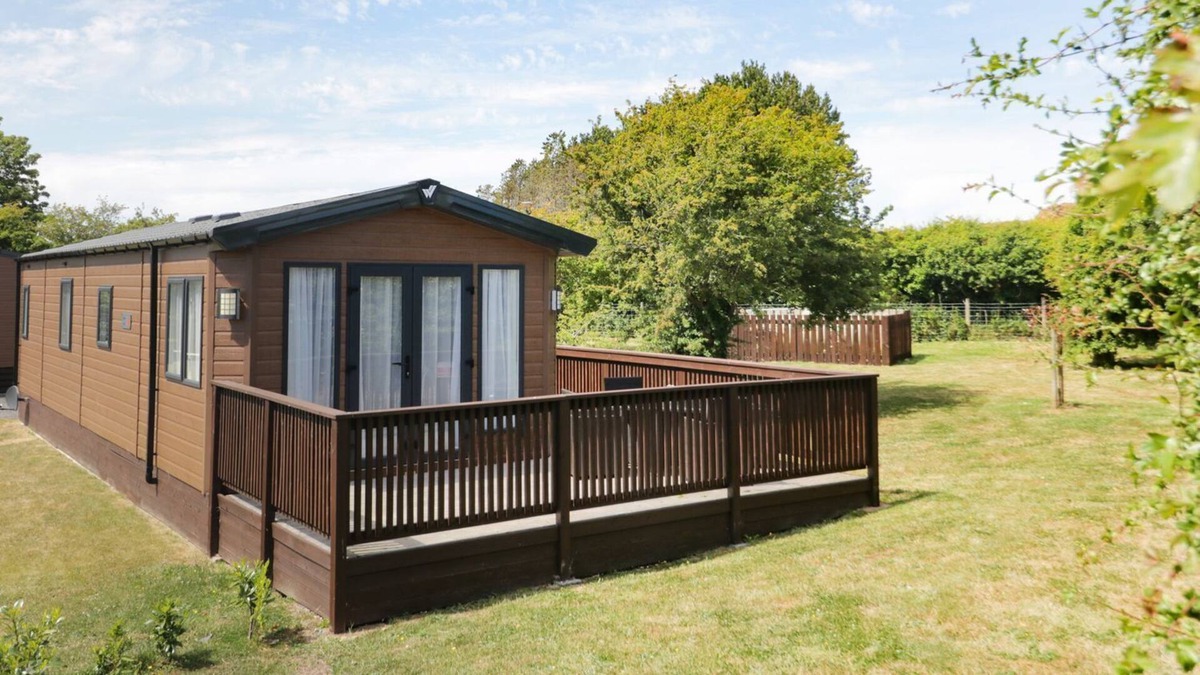 Runswick Bay House | MAPLE LODGE, pet friendly, country holiday cottage in Runswick Bay