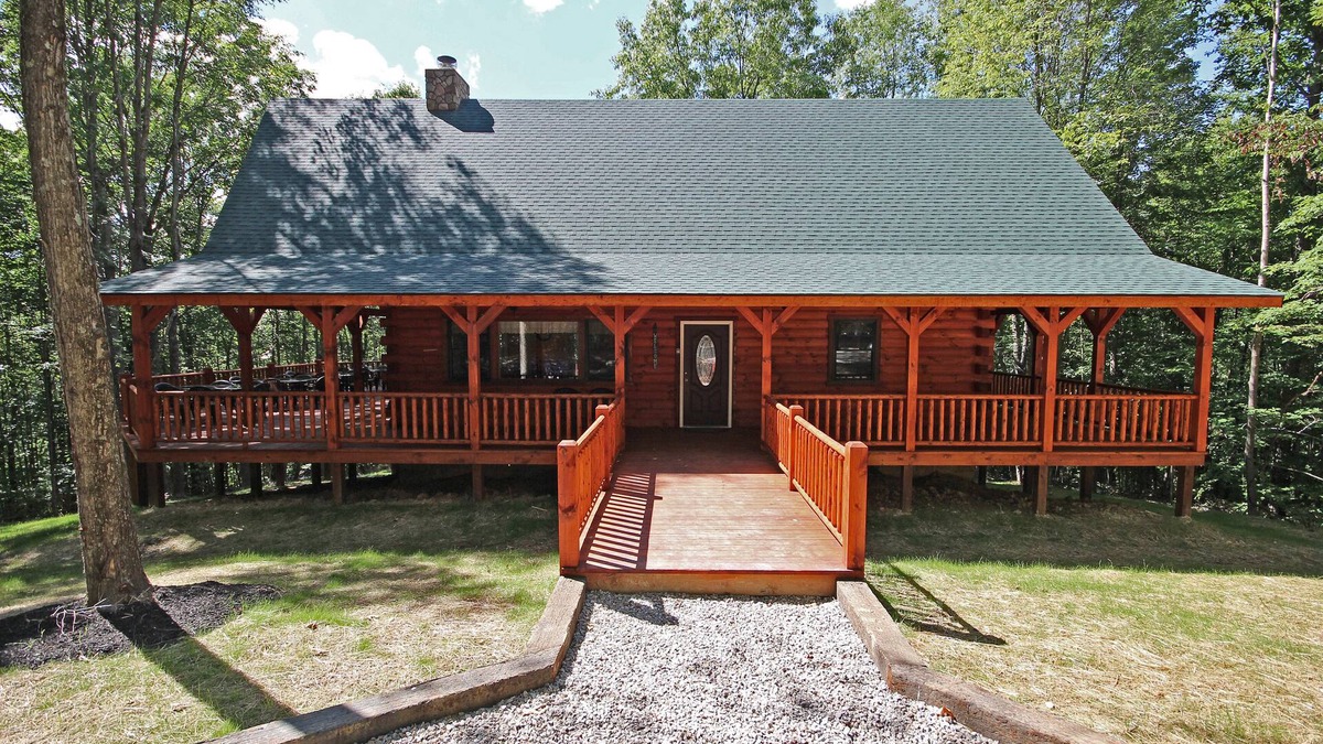 South Bloomingville Cabin | Maple Ridge Lodge - 5-Bedroom Lodge -Hocking Hills