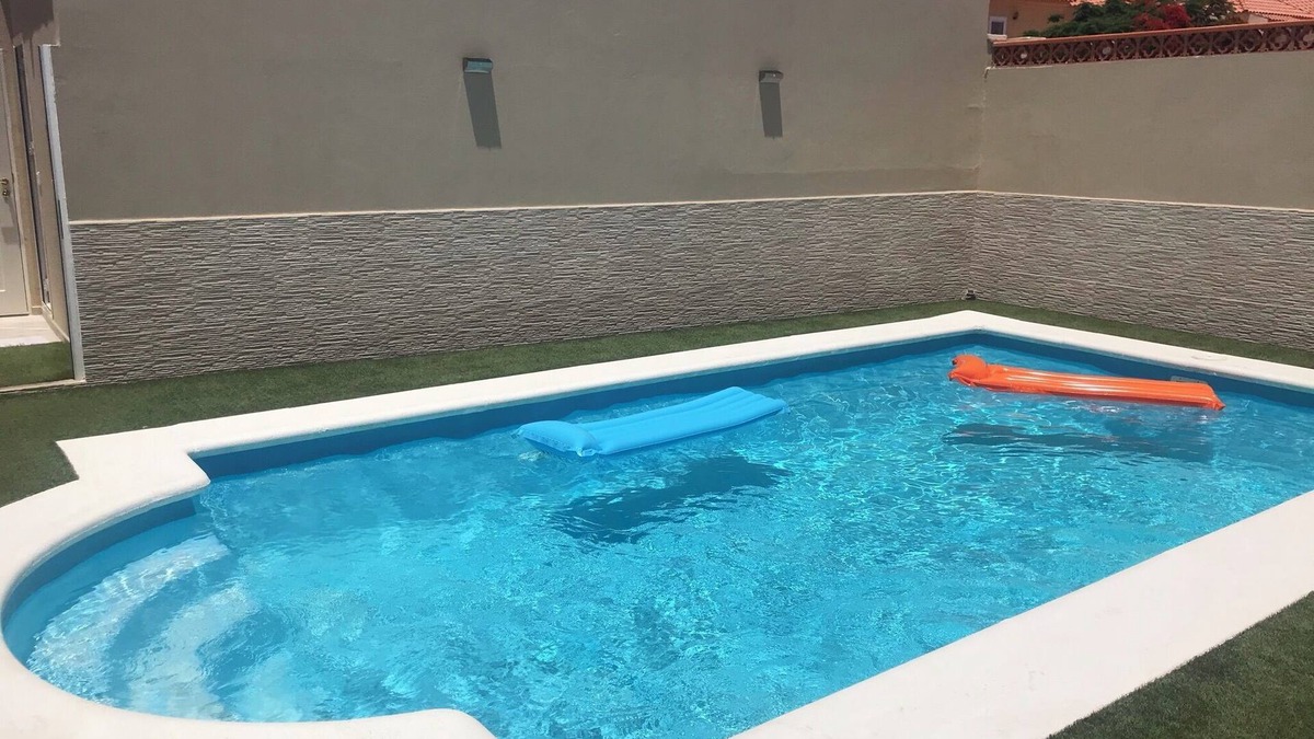 Gran Tarajal Apartment | Mar&mar apartment with solarium and swimming pool.