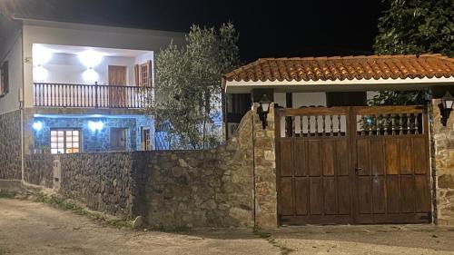 San Pedro de la Ribera House | Mar y Montaña - "El Caleyo" - finca privada