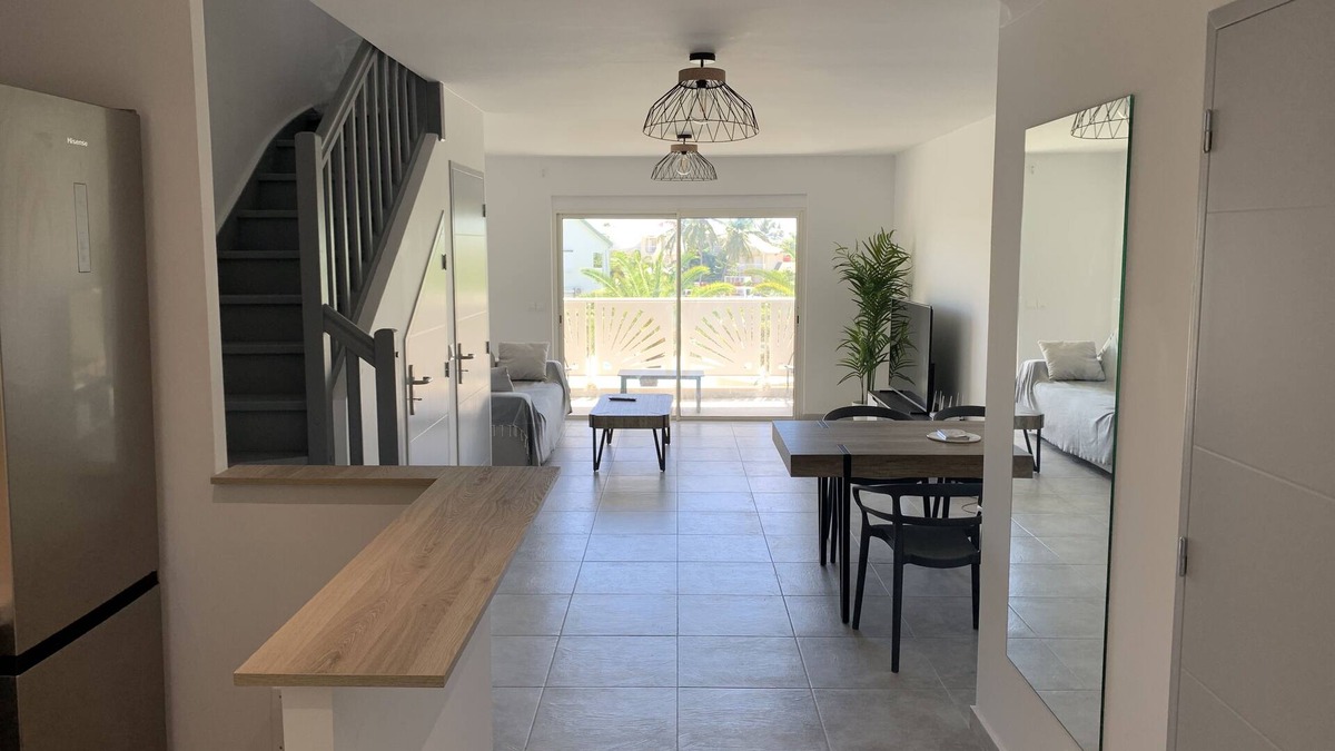 Orient Bay Apartment | Maracuja 16, in the center of Orient Bay, beach 100m away